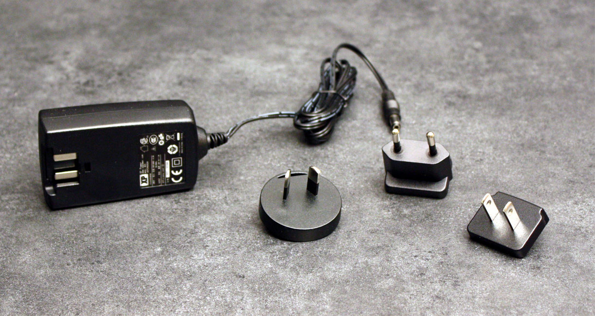 PSWA-DC-24 power supply with interchangeable with blades PSWA-DC-24 power supply with available blade attachments