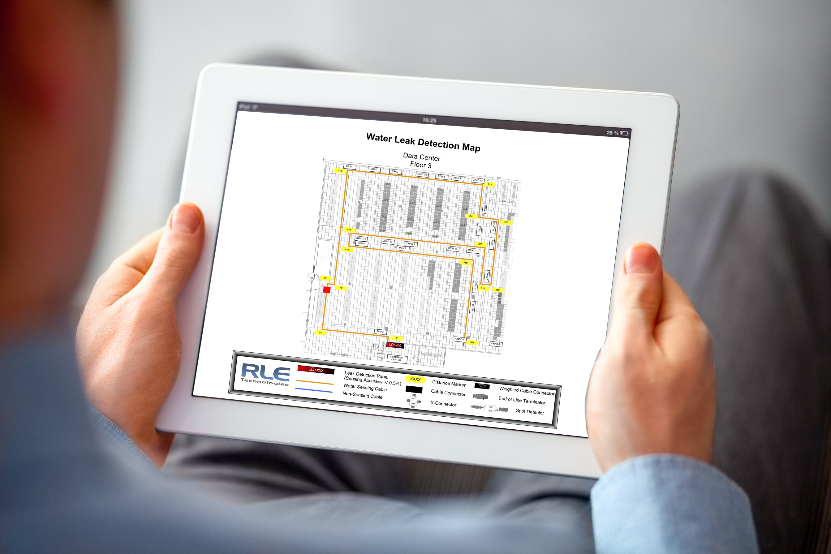 Framed reference map on mobile device